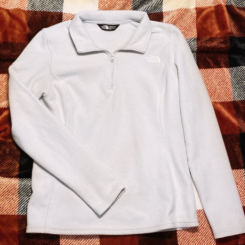 White/Light Grey North Face Quarter Zip